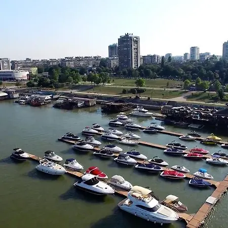 Apartment Blue Danube *